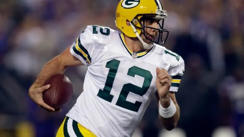 Rodgers, fundamental en la victoria de Empacadores sobre Vikingos