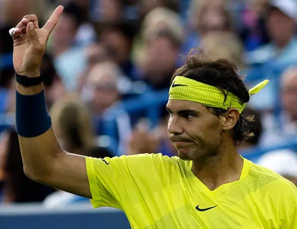 Nadal remonta y vence nuevamente a Federer