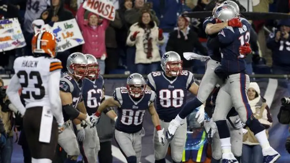 Patriotas remonta de la mano de Brady