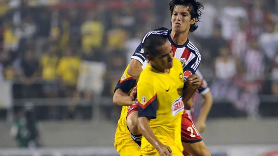 Chivas vence al América con 'pachanga' en Las Vegas
