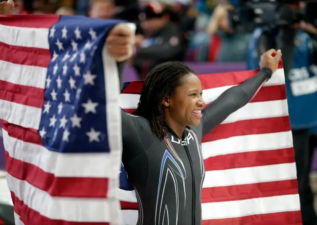 Williams, primera atleta con preseas en Juegos de verano e invierno