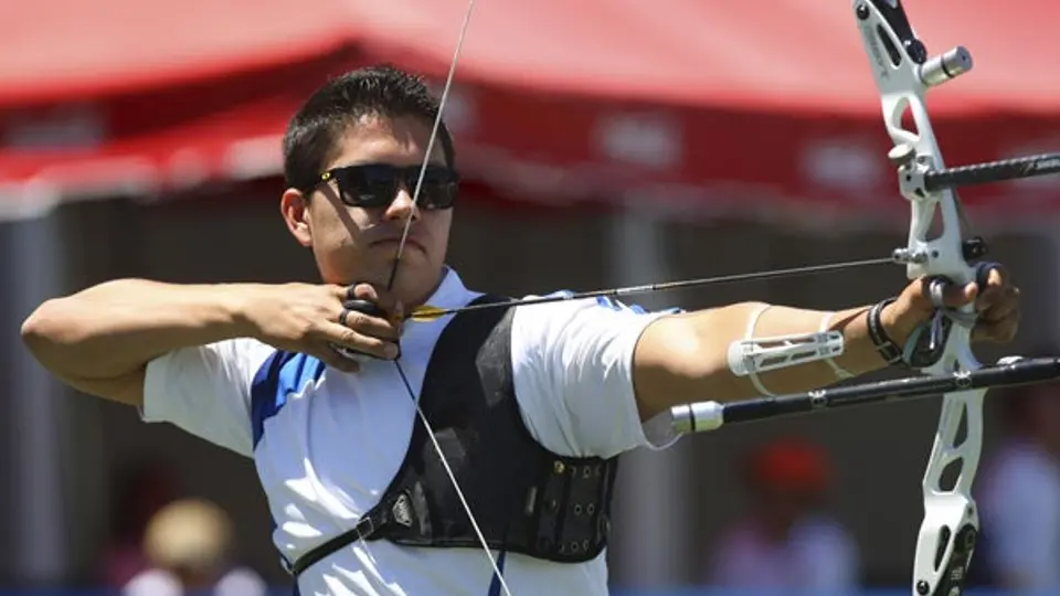 Juan René Serrano regresa al podio en Copa del Mundo