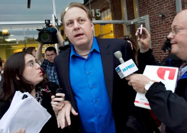 Curt Schilling revela que tiene cáncer