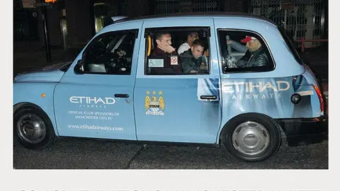 Patrocinador de Manchester City se burla de los 'Red Devils'