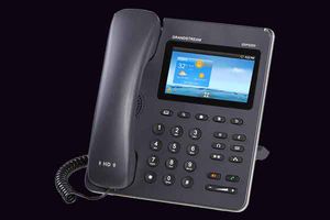 Llaman a emergencias y los transfieren a línea erótica