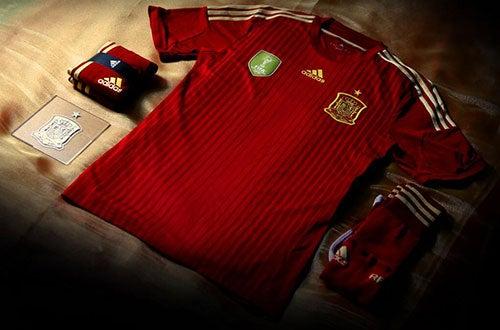 España ya presentó su camiseta para Brasil 2014 | ADIDAS