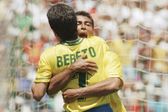 Bebeto pide unión de brasileños para Mundial 2014