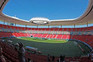 Analizan montar alberca para Mundial de Natación en el Omnilife