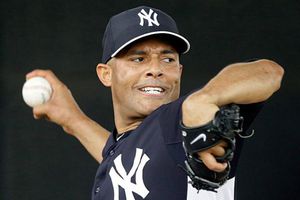 Mariano Rivera salva iglesia en Nueva York