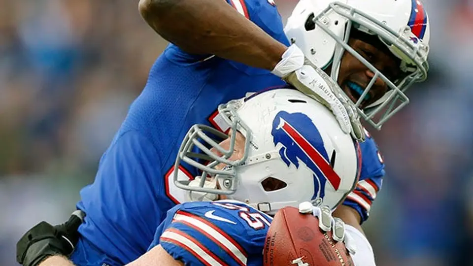 Bills intercepta tres veces a Smith para vencer a Jets