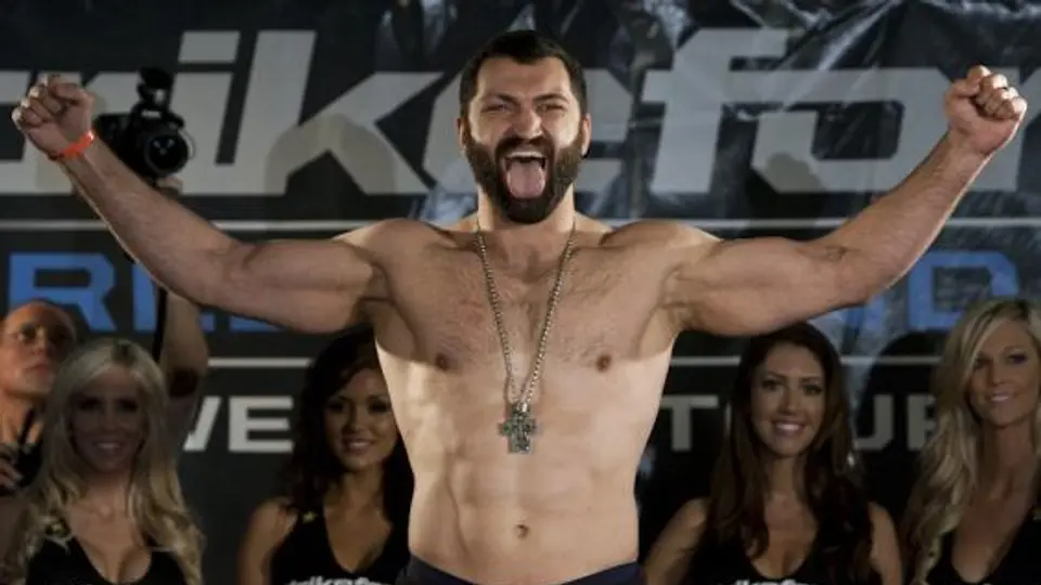 Arlovski consigue regreso triunfal a UFC