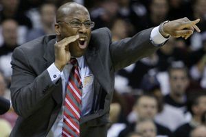 Cavaliers contratan nuevamente a Mike Brown