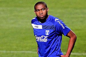 Hondureño  se pierde inicio de Copa Oro por perder pasaporte