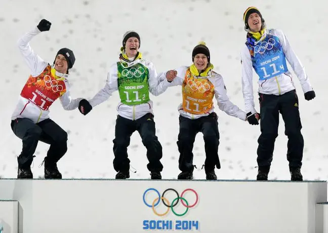 Alemania supera a Austria en salto de esquí
