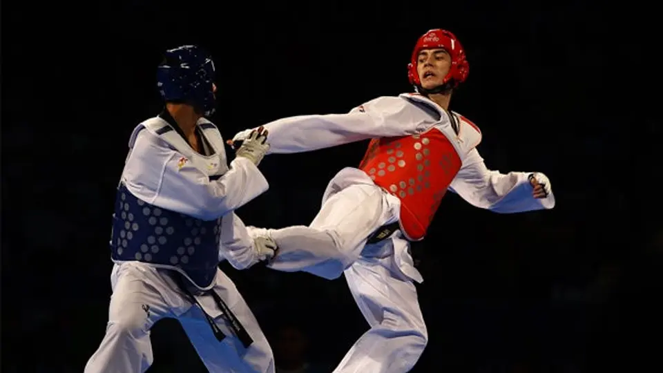 René Lizárraga se queda con Plata en el Mundial de Taekwondo