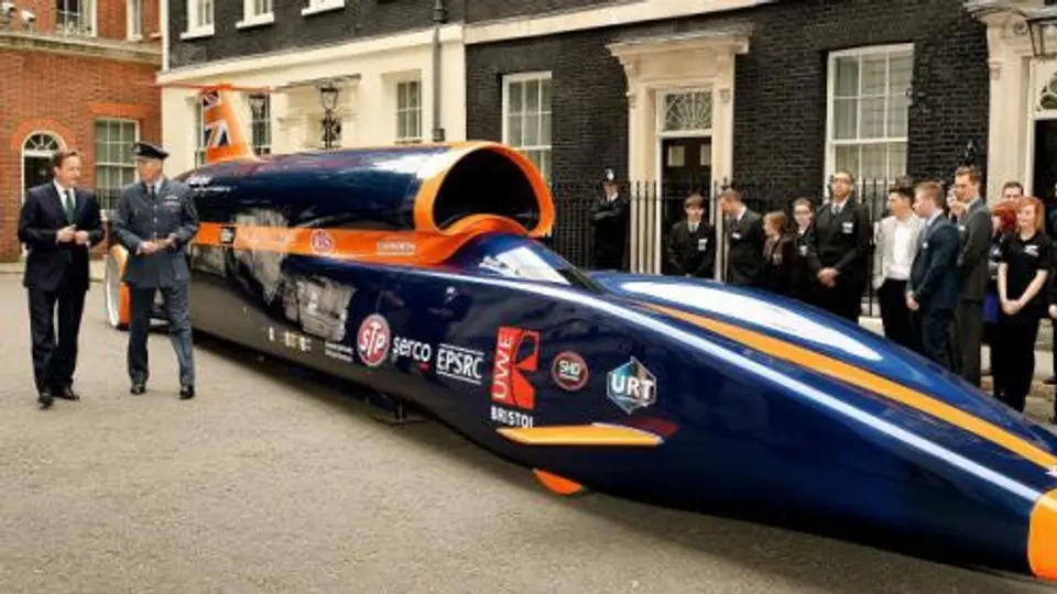 Bloodhound, el coche de los 1600 km/h