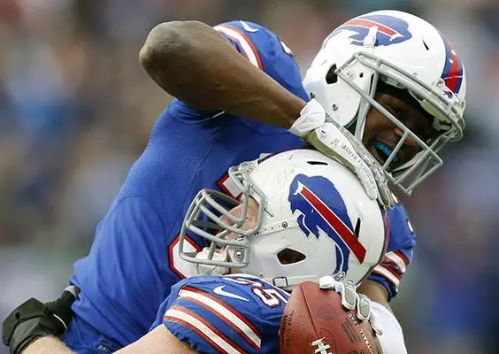 Bills intercepta tres veces a Smith para vencer a Jets