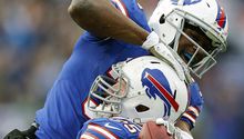 Bills intercepta tres veces a Smith para vencer a Jets