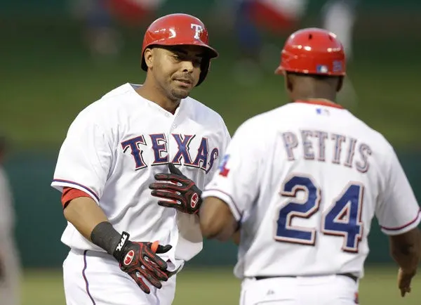 Rangers blanquea a los Yanquis