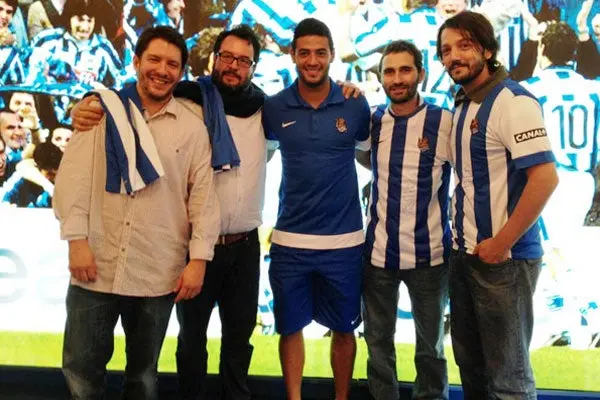 Diego Luna visitó a Carlos Vela