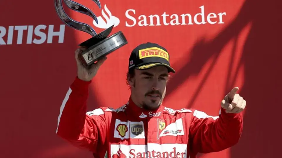Fernando Alonso asegura que Ferrari debe mejorar