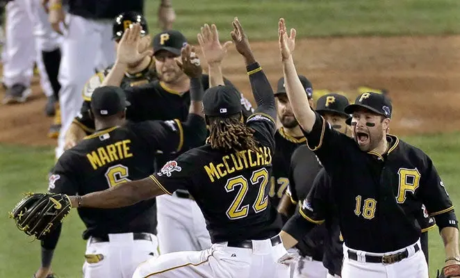 Piratas vencen a San Luis y le dan la vuelta a la serie