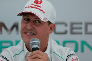 Schumacher padece neumonía