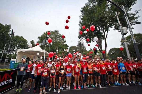 Cientos de personas se dieron cita en la carrera| CÉSAR VICUÑA
