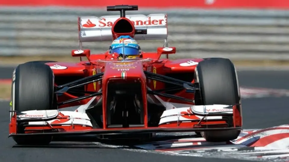 Multan a Ferrari por uso indebido de DRS en monoplaza de Alonso