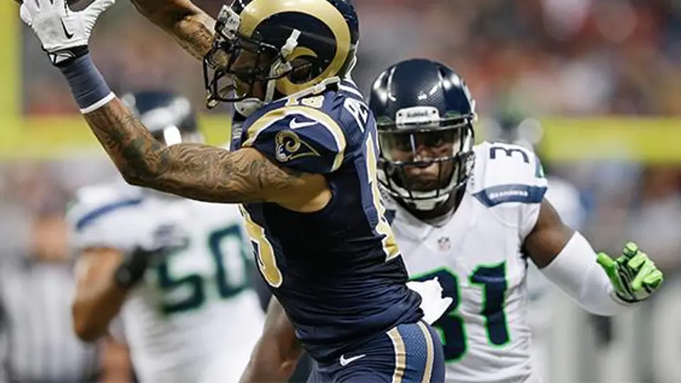 Seattle sufre para vencer a Carneros