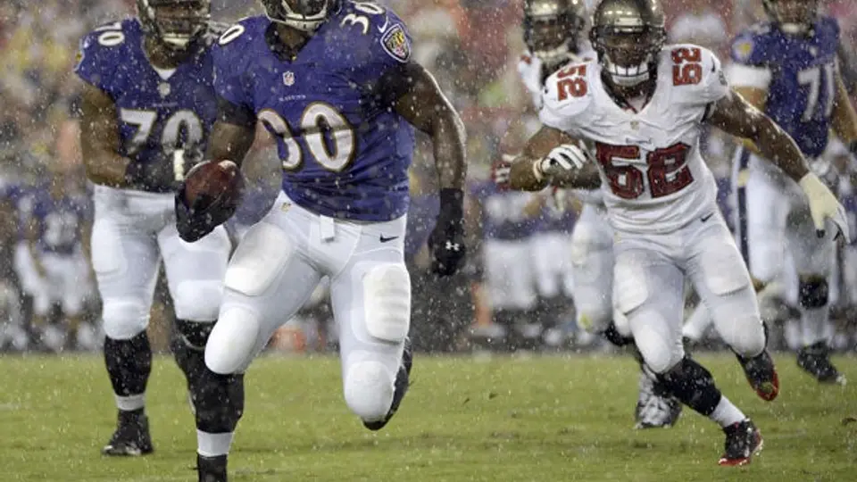 Baltimore aplasta a Tampa Bay en pretemporada
