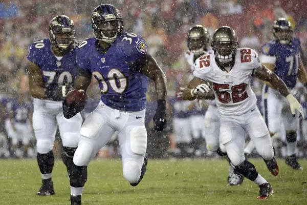 Baltimore aplasta a Tampa Bay en pretemporada