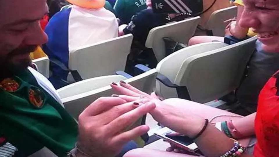 Mexicano pide matrimonio; Holanda empata