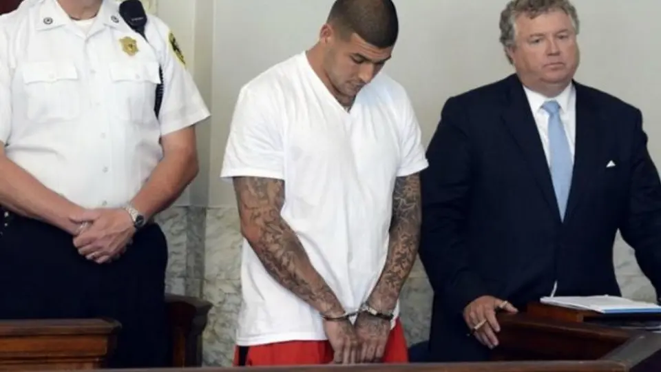 Aaron Hernández podría cambiar de prisión