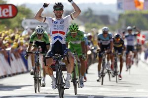Mark Cavendish se lleva el triunfo y Froome tiembla