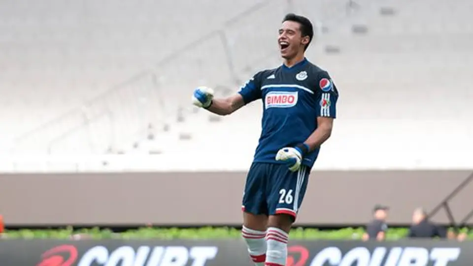 Chivas invita a una cita con Toño Rodríguez