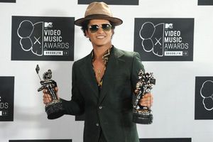 Bruno Mars cantaría en el descanso del Super Bowl 48