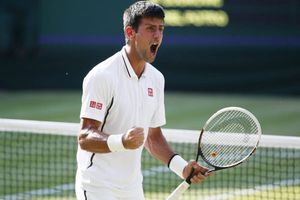 Djokovic sufre pero avanza a la Final de Wimbledon