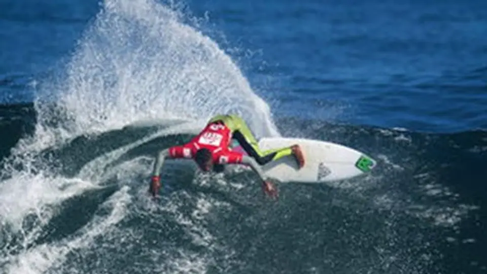 Francisco Bellorin, campeón latinoamericano de surf