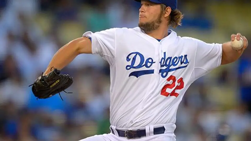 Kershaw firma por 215 mdd y siete años con Dodgers