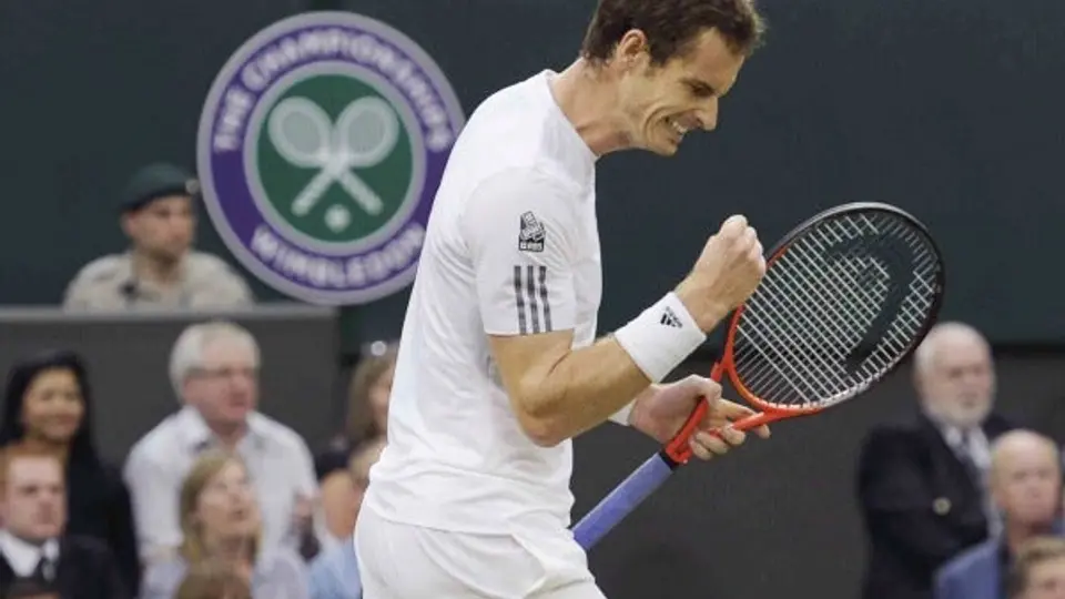 Murray, firme rumbo al título de Wimbledon