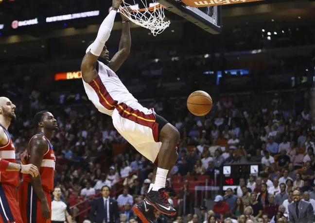 Miami sella pase a playoffs tras vencer a Wizards