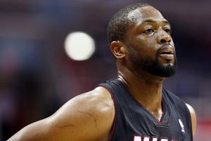 Dwyane Wade se queda en el Heat