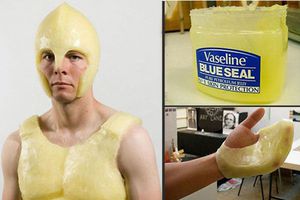 Coreano crea armaduras hechas con vaselina