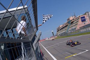 Vettel triunfa en el GP de Alemania