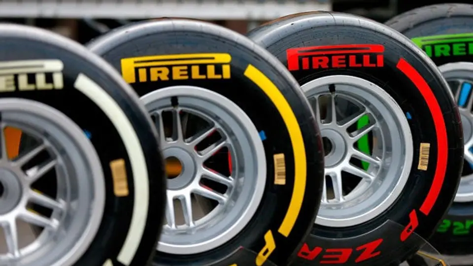 Pirelli elige compuestos medio y duro para GP de Italia