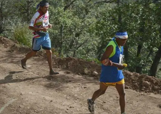 Raramuri se lleva Ultramaratón de los Cañones 2014