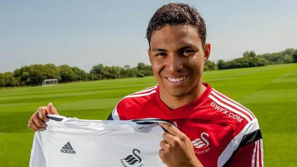 Swansea anuncia el fichaje de Jefferson Montero