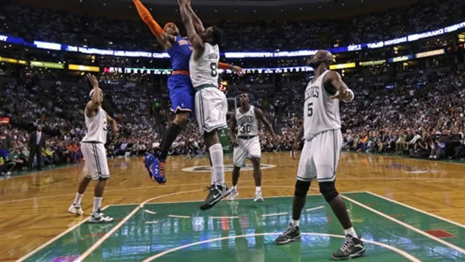 Knicks avanza a la siguiente ronda de postemporada