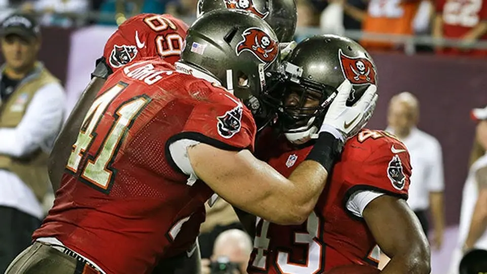 Tampa Bay logra su primera victoria de la temporada